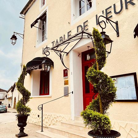 Hotel & Gastronomie - La Table De L'Europe Villeréal Exterior foto